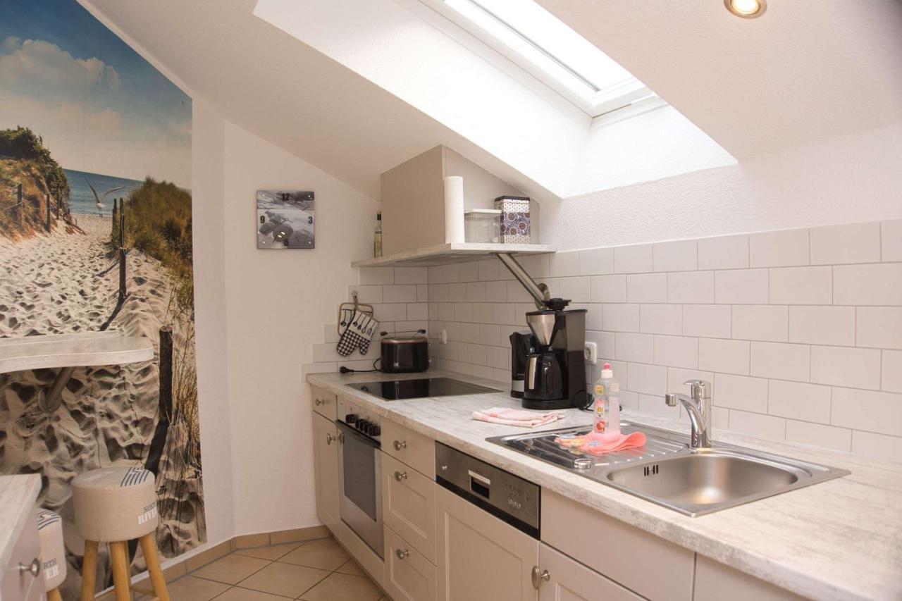 Balkon Mit Traumhaften Meerblick, Gratis Nutzung Vom Ahoi Erlebnisbad Und Sauna In Sellin Duenenhaus Fewo05 Goehren  Dış mekan fotoğraf